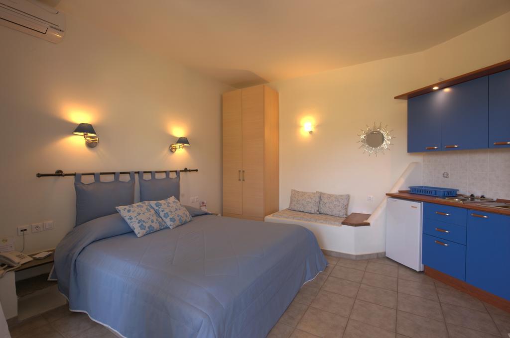 Summer Time - Tinos Apartments Агиос-Состис Номер фото